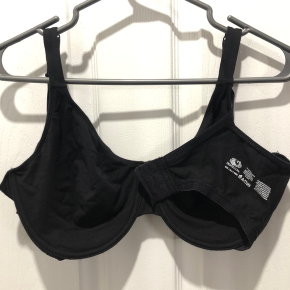 Without pads only underwire bra’s. $10 each - Picture 2 of 10